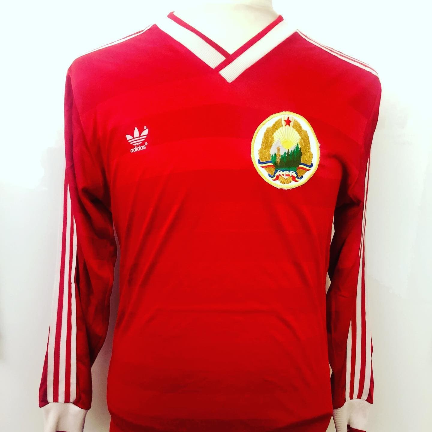 Romania 1984 home kit