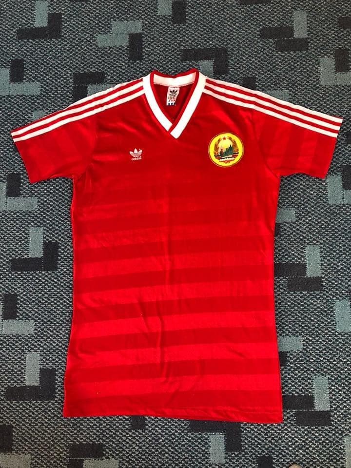 Romania 1986 home kit