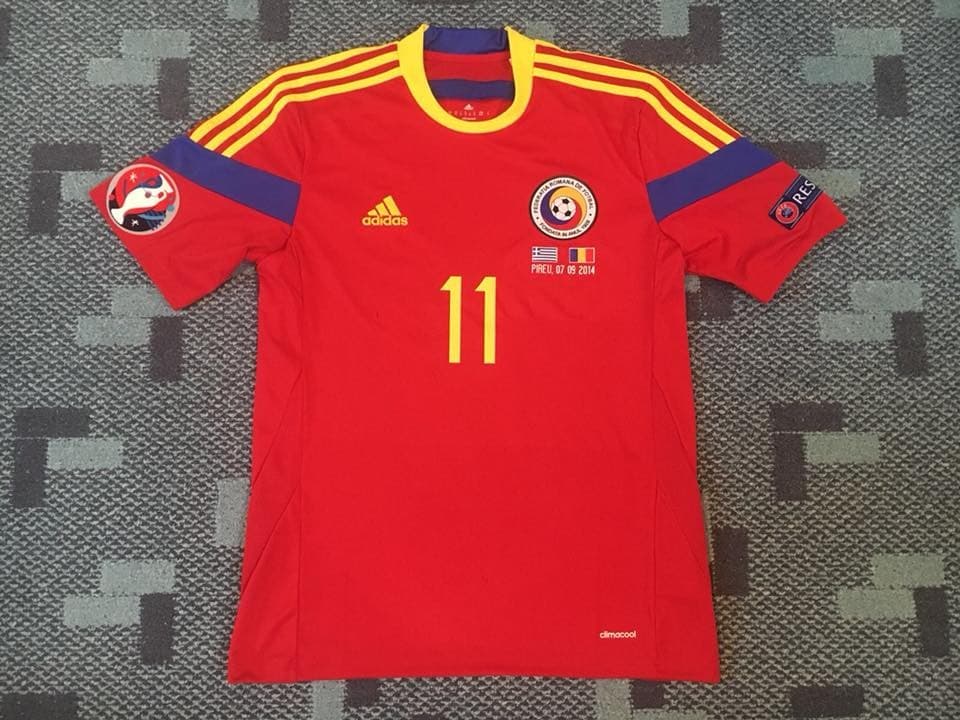 Romania 2014 away kit