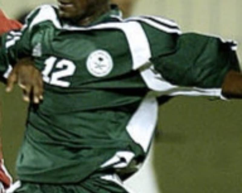 Saudi Arabia 2004 away kit