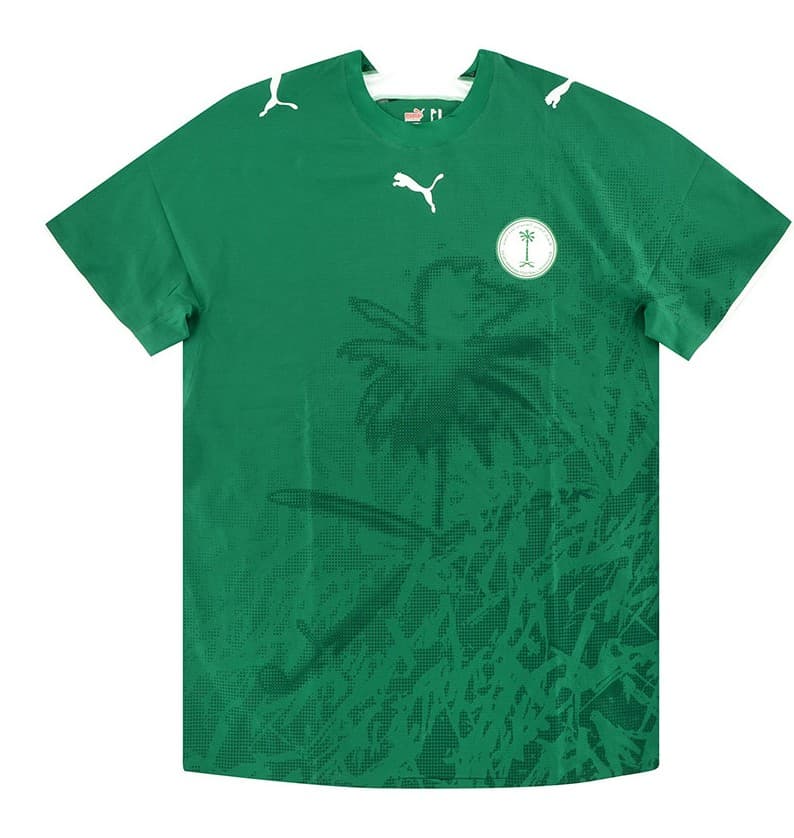 Saudi Arabia 2006 away kit