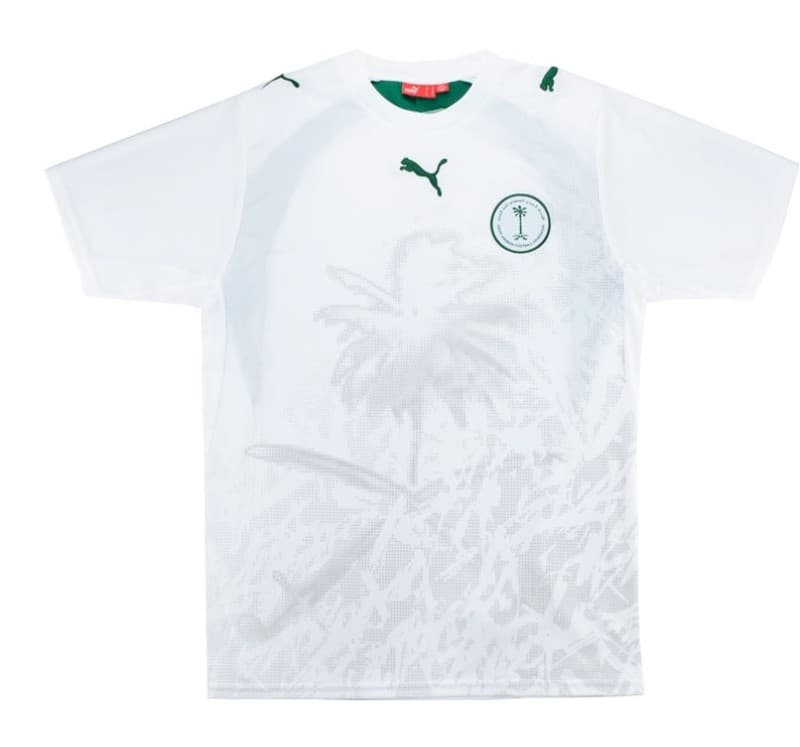 Saudi Arabia 2006 home kit