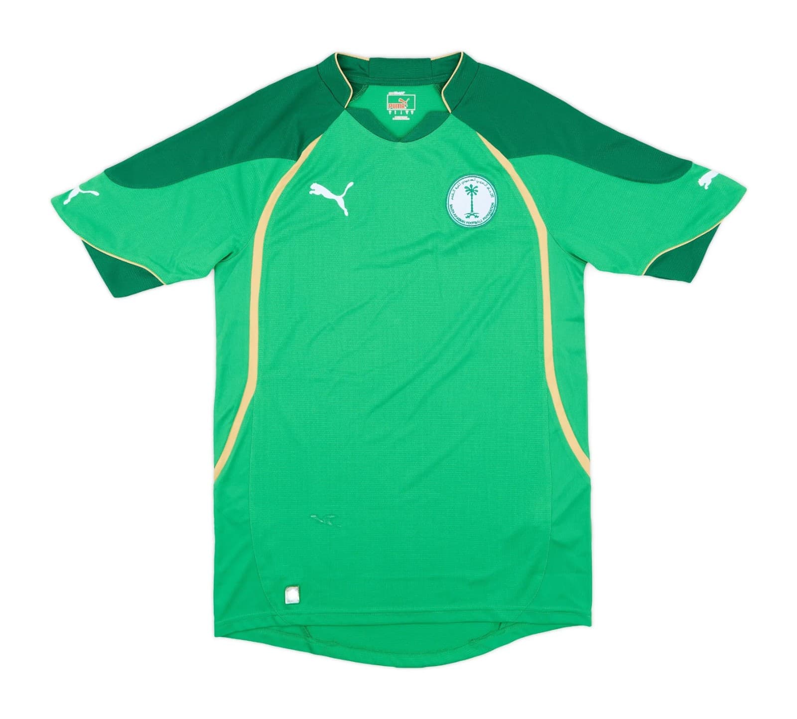 Saudi Arabia 2010 away kit