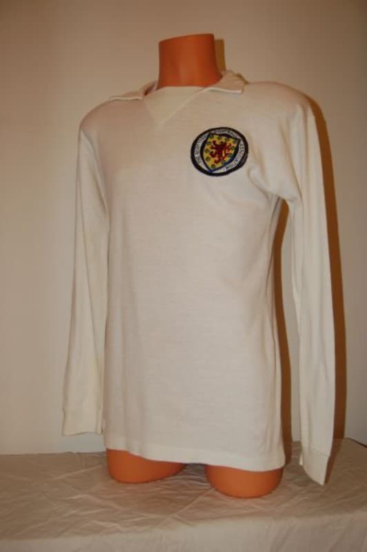 Scotland 1974 away kit