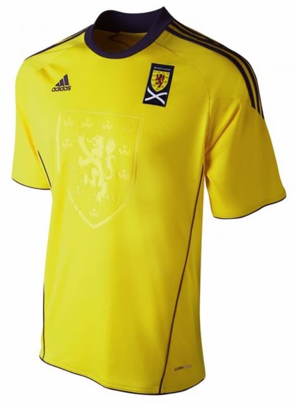 Scotland 2010 away kit