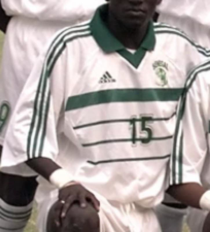 Senegal 2000 home kit