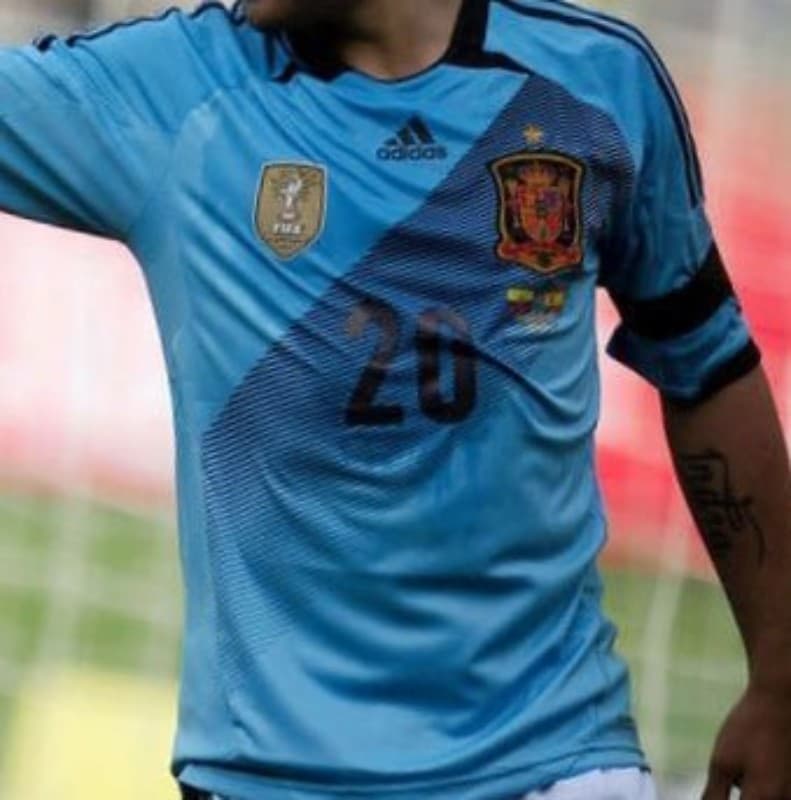 Spain 2013 away kit