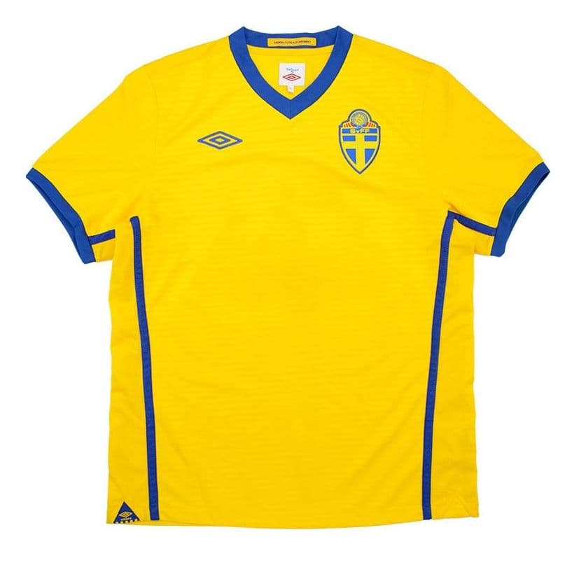 Sweden 2010 home kit