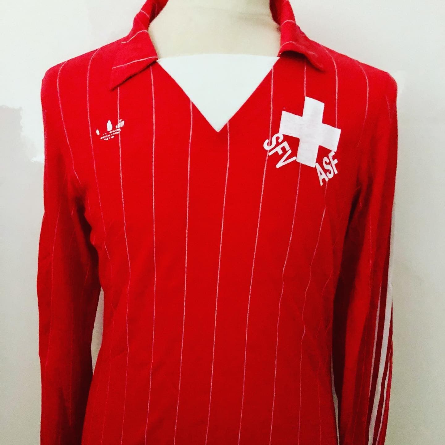 Switzerland 1981-82 home kit