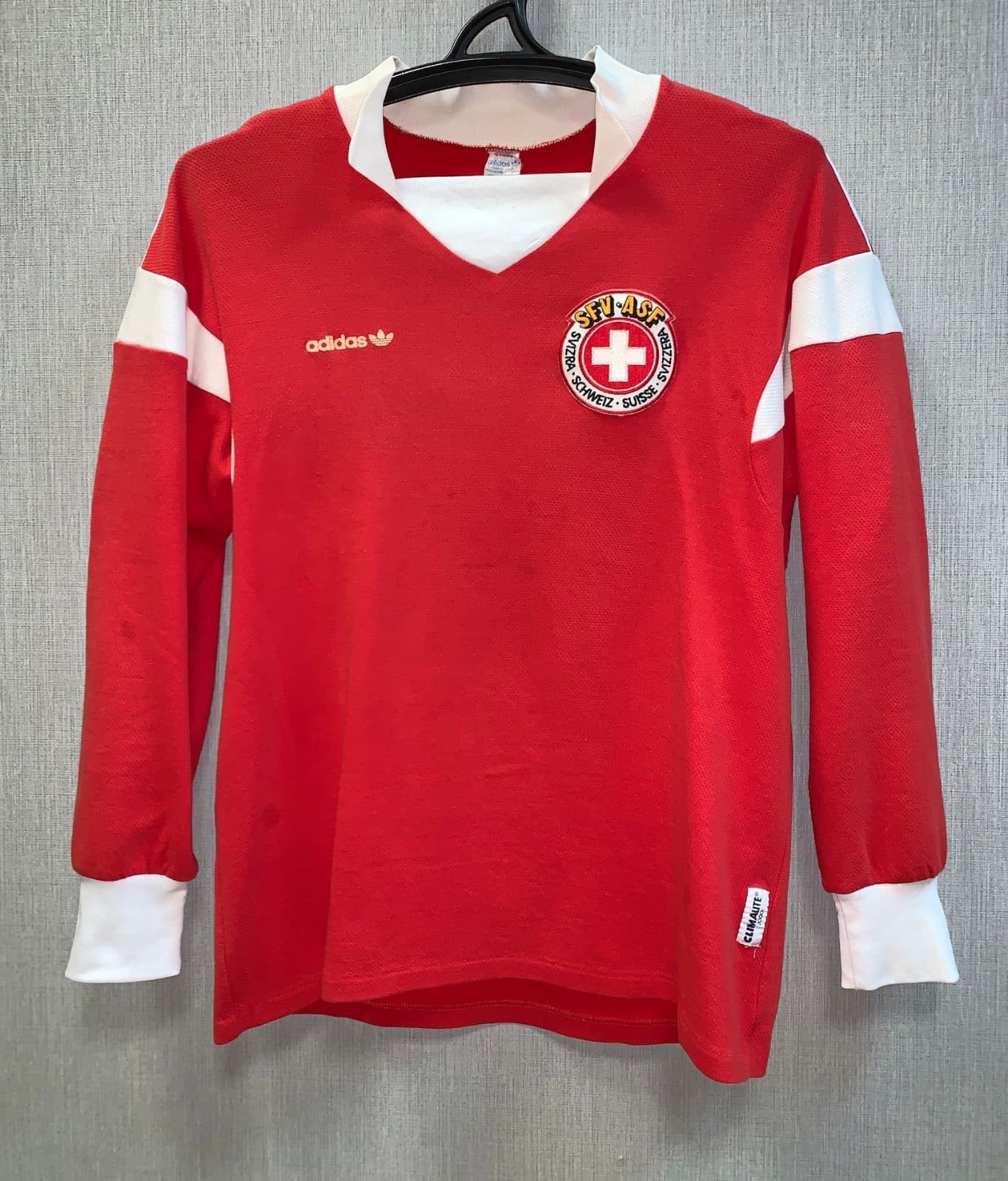 Switzerland 1988 home kit