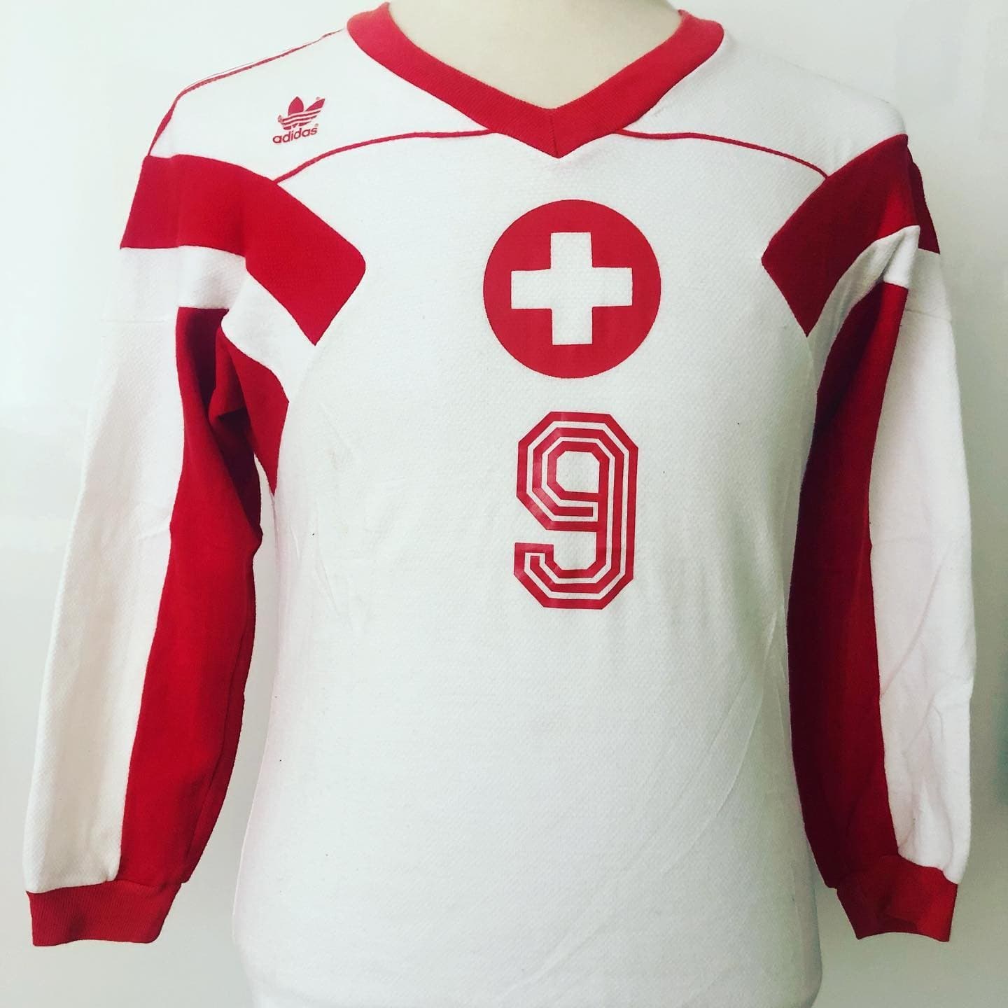 Switzerland 1989-90 away kit