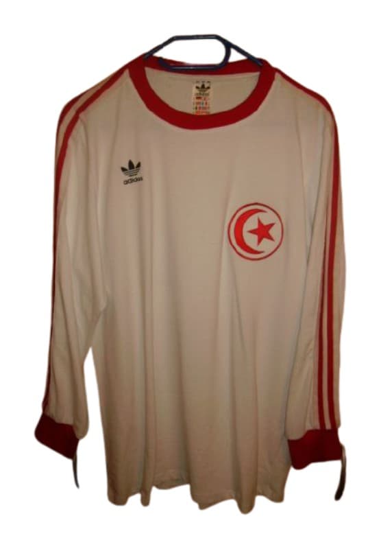 Tunisia 1977 home kit