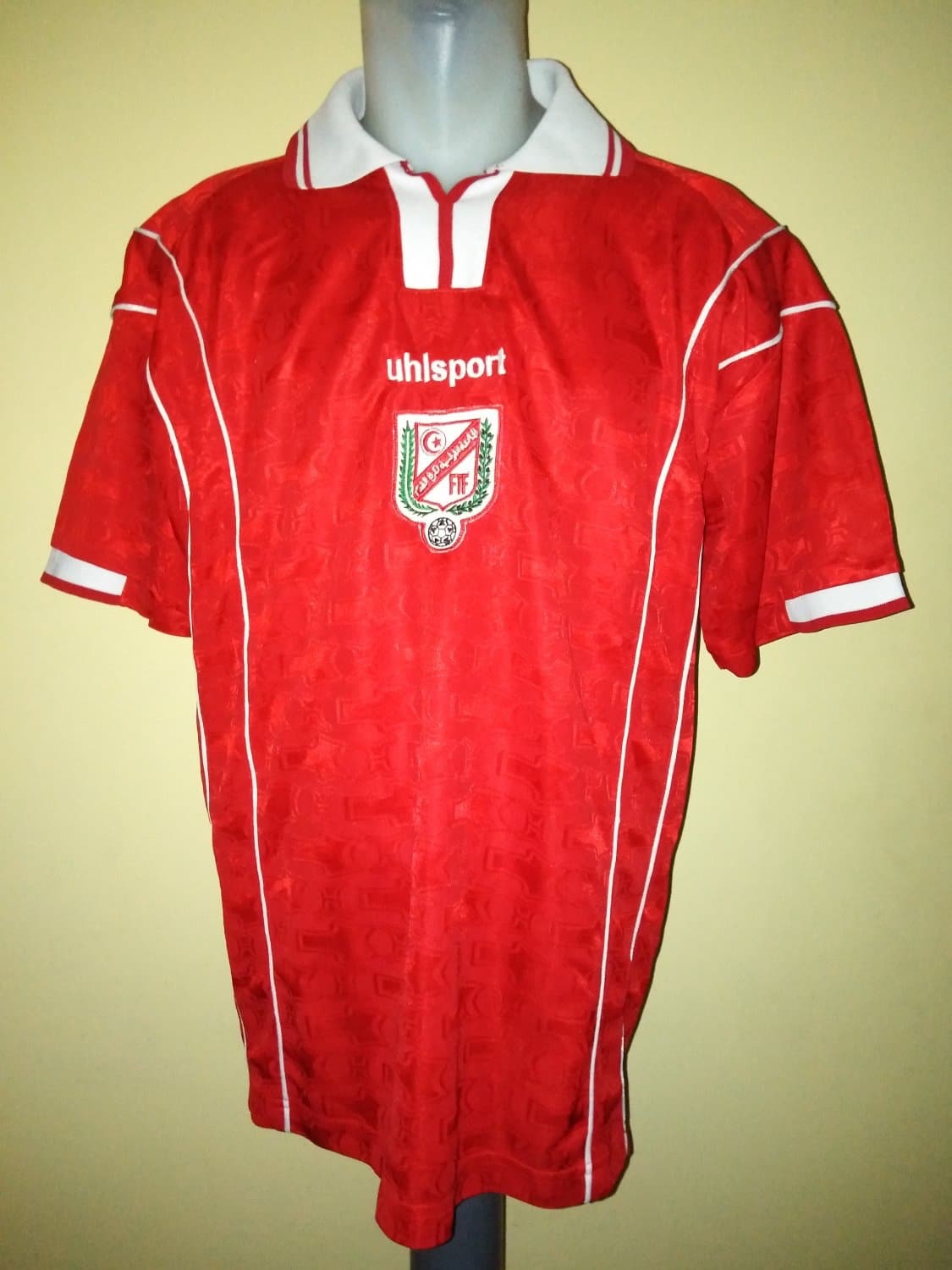 Tunisia 2000 away kit