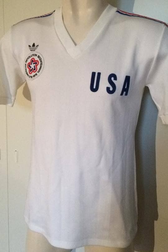USA 1976 third kit