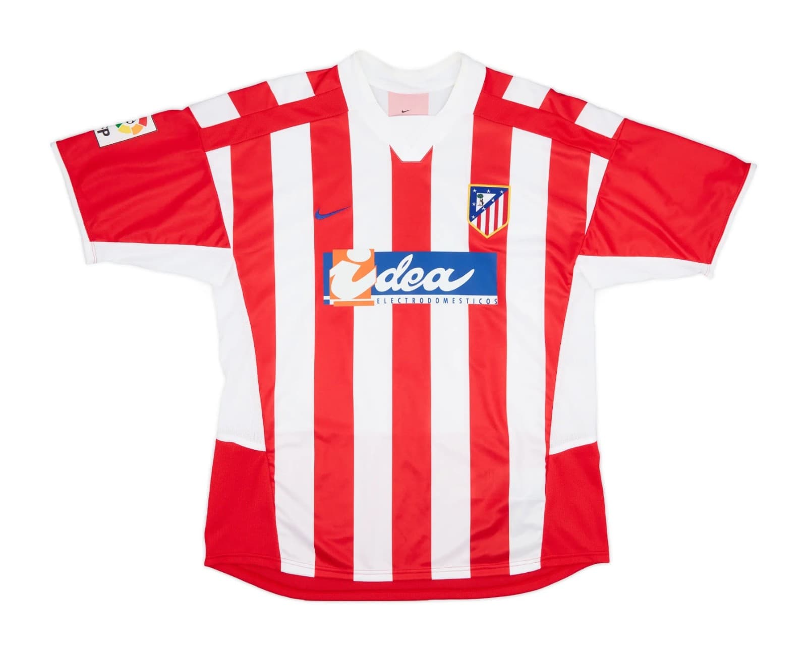 Atletico Madrid 2002-2003 home kit — front