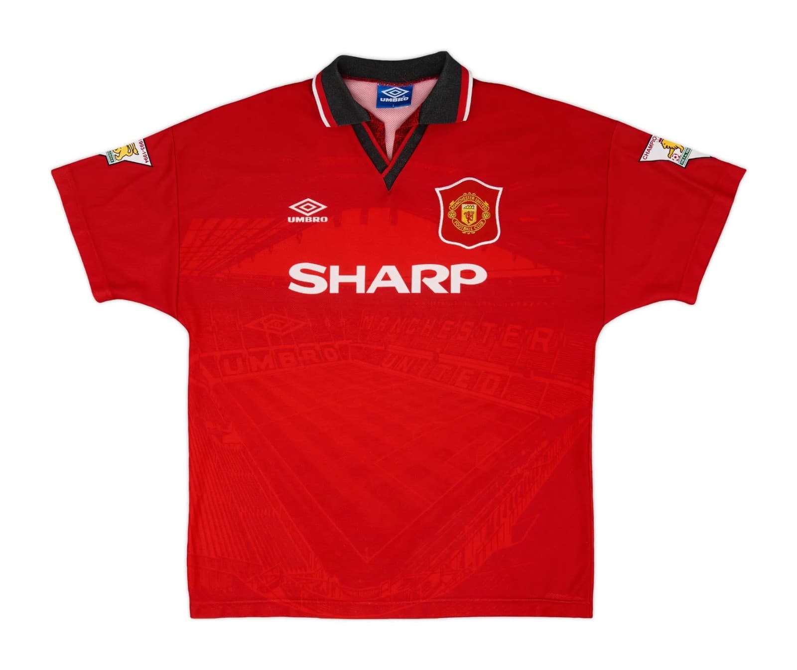 Manchester United 1994-1996 home kit — front