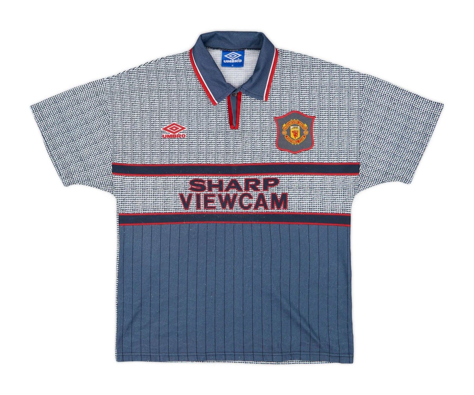 Manchester United 1995-1996 away kit — front