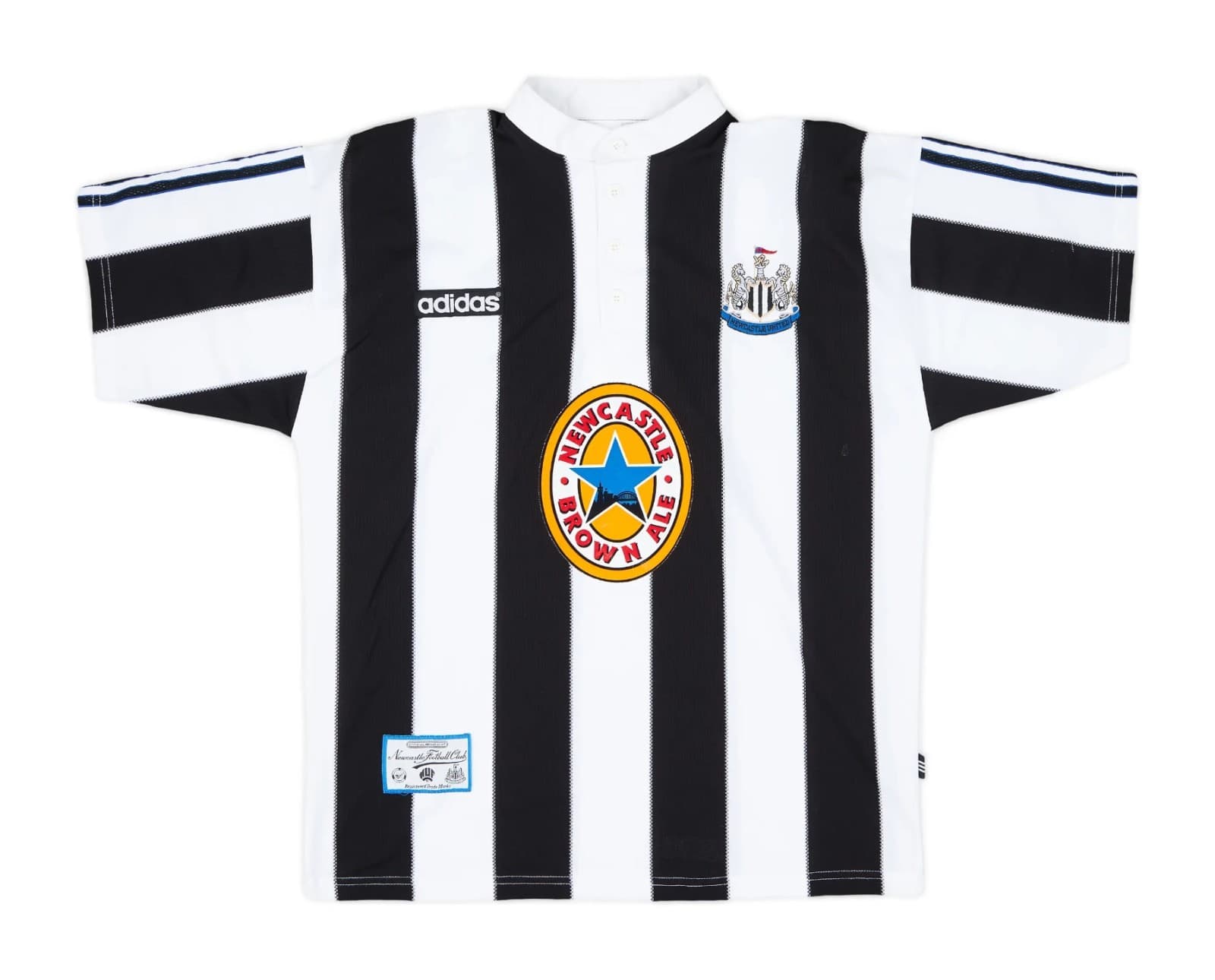 Newcastle United 1995-1997 home kit — front