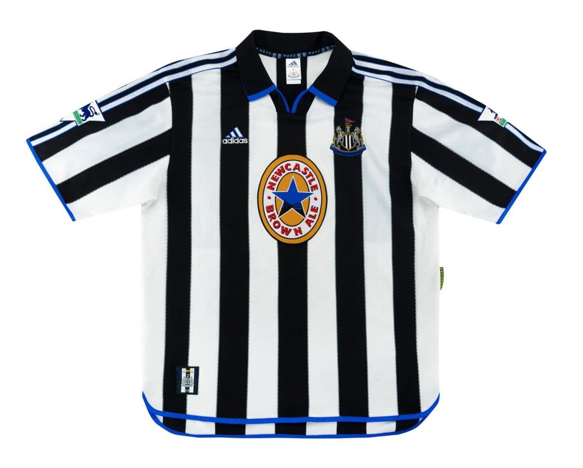 Newcastle United 1999-2000 home kit — front